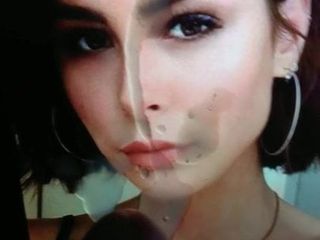 Lena Meyer-Landrut ins Gesicht gespritzt