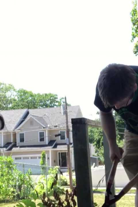 Jardinage sexy avec Alexandrie Wu