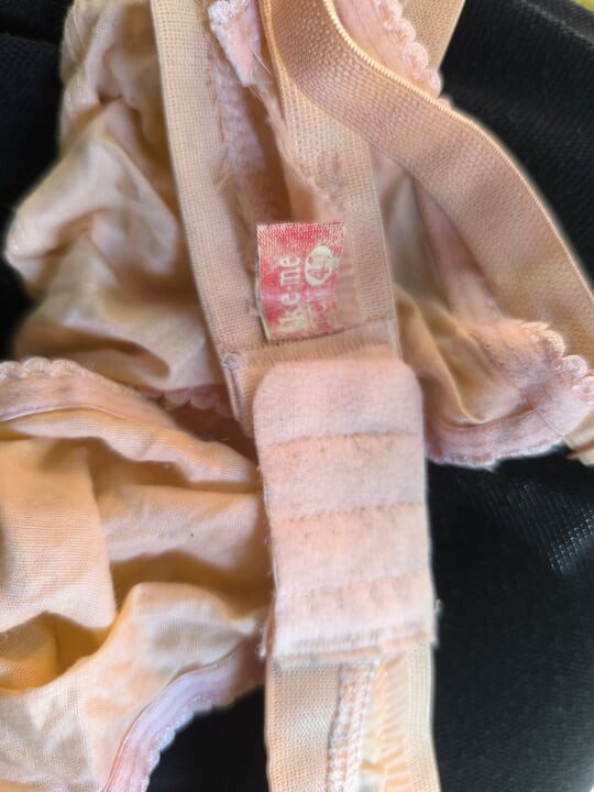 MY hot Hijab Stepmom Munni Begum Big Size Bra and Penty Collection Showing Homemade video recording after My Hijab Stepmom Munni