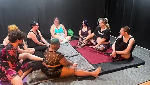 Teman dan strap-on - cliff media productions