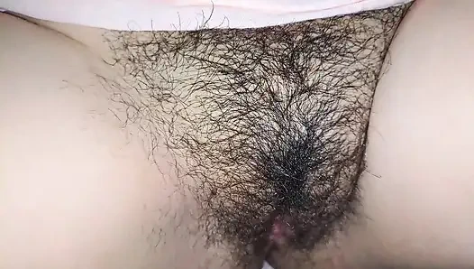 Üvey kız kardeşim film izlerken bana öğretiyor