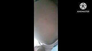 Caliente india esposa juega con sus tetas, dedos su coño y tiene sexo anal