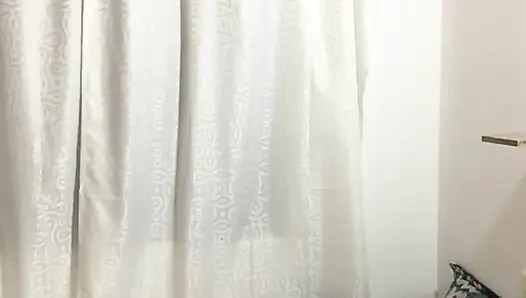 LESBIAN SEX DOING SCISSORS.