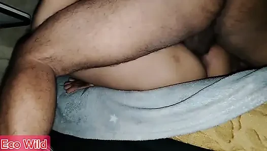 Pinay amateur-paar heißes sperma in ihre muschi