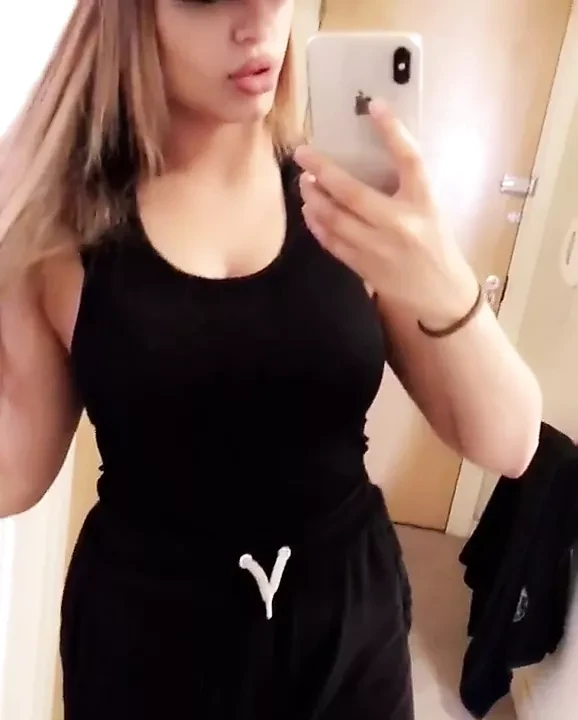 Paki milf showing off her curves