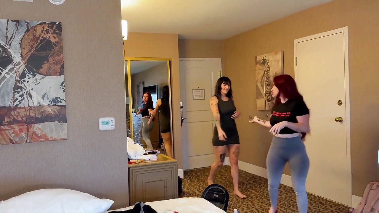 Hotel Agățat în Vegas, sex în trei
