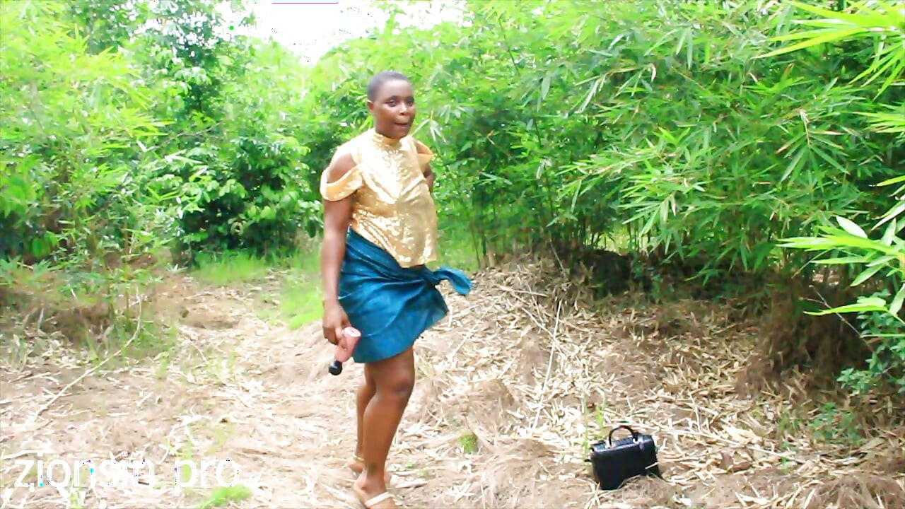 Futai în aer liber stil de viață în Africa. Acest videoclip este în principiu pentru albi care doresc să știe mai multe despre stilul de viață sexual african