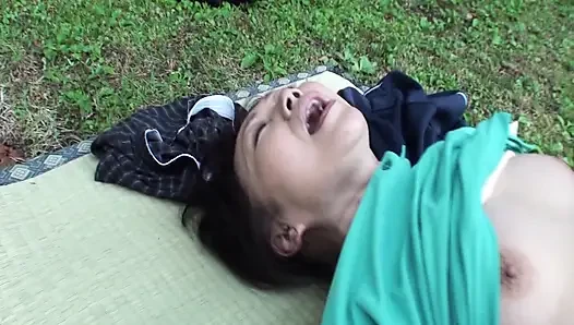 A076G11 A mature woman in her sixties is about to apply for AV. Nymphomaniac SEX in the shade of a tree in the forest!