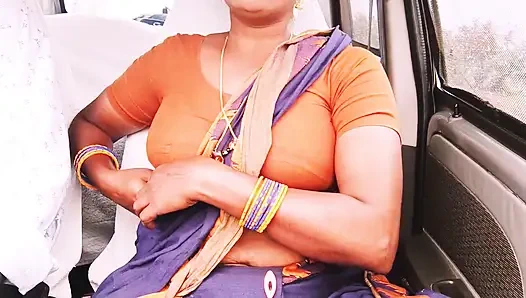 Hintli hizmetçi arabada seks. Güzel sari Telugu hizmetçi house woner ile sikişmek için uzun sürüyor. İşeme videosu. Telugu edepsizce konuşuyor.
