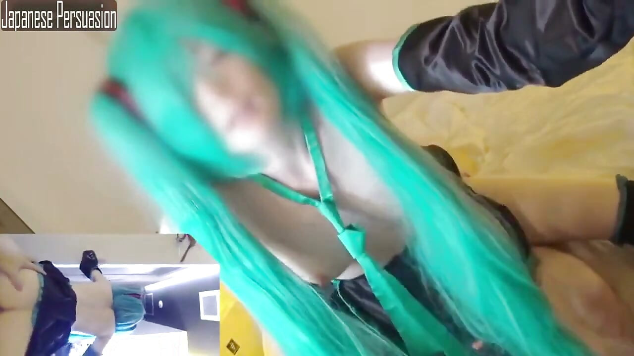 Miku Cosplayer Returns Remastered - Classic Miku Costume Sex Part 2 - 2