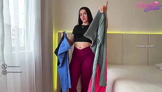ASMR Pantat Besar Brunette Mencoba Legging Gym Baru