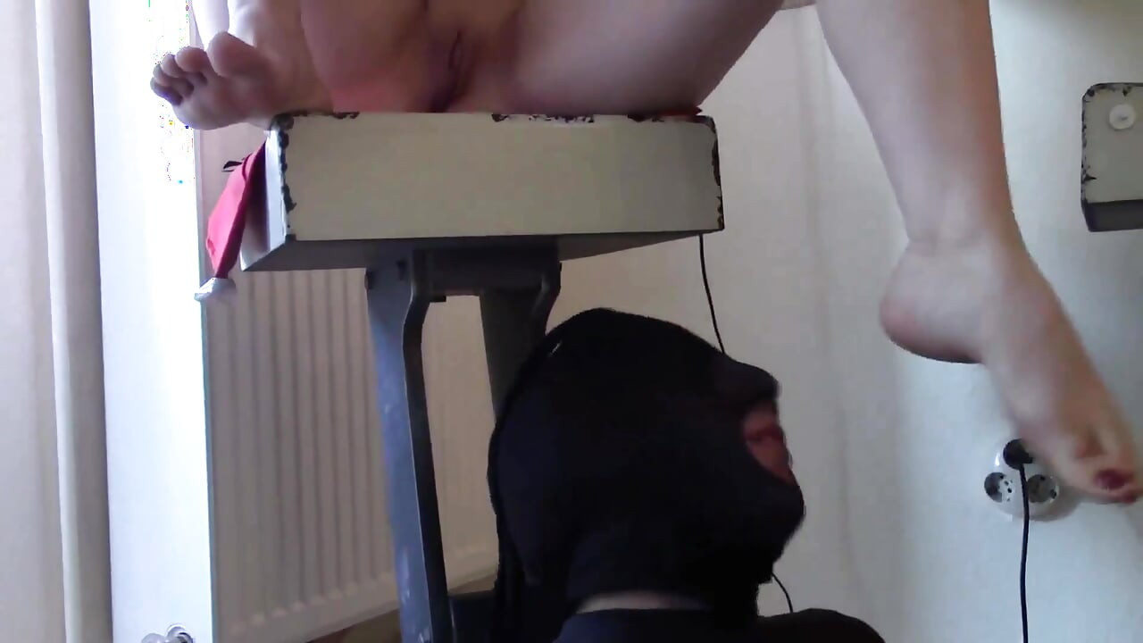 Lins de picioare la micul dejun