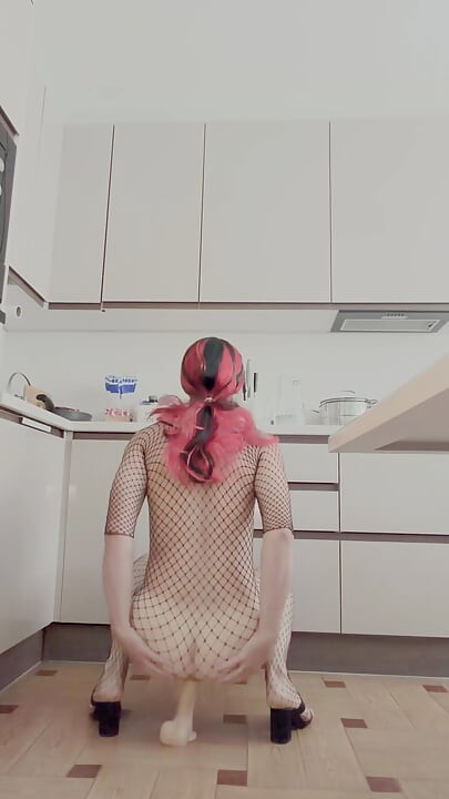Alexa asspussy rides dildo