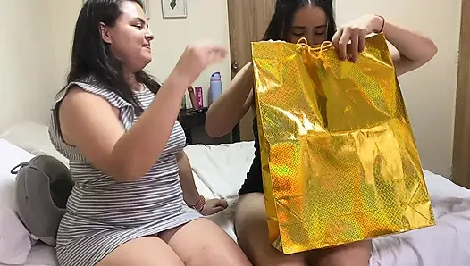 Yeni ayakkabılarını denedi ve anında kontrolünü kaybettim