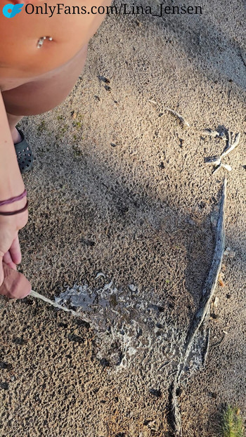 Trenutak koji morate vidjeti iz "Susjed kampera morao je pišati, pa su mu pomogli!"