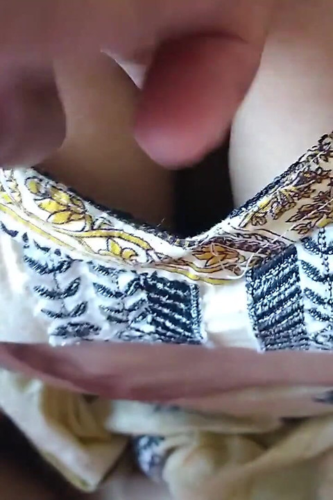 Girlfriend & Boyfriend Enjoy Titty Fucking