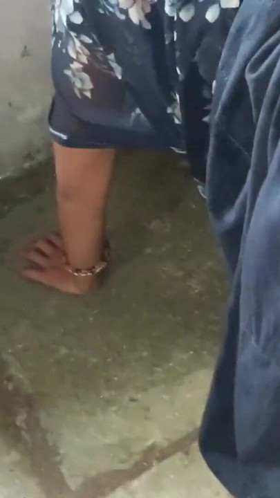 Desi gaon ka ghar ka asali video sex bahan apne bhai se gand marva rahi hai to kyon karke bhai ka land bahan apni moti gand mein ghusa rahi | Clip 1