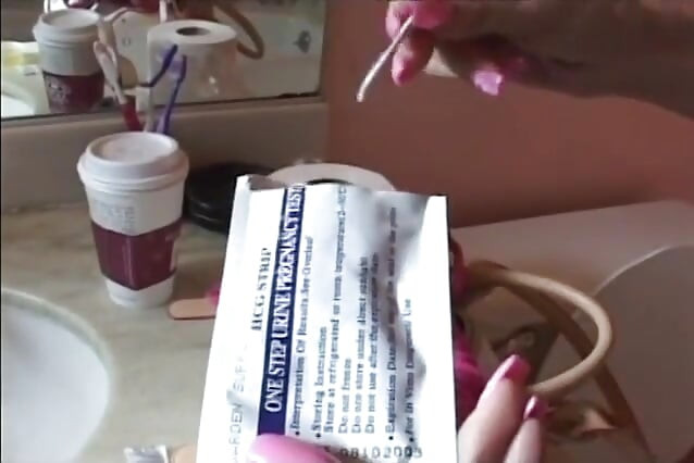 Teen loves to fuck really hard and cum continuously