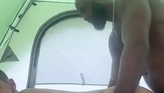 Vahşi doğa eğlenceliydi. ama çadır en çok eyleme sahipti
