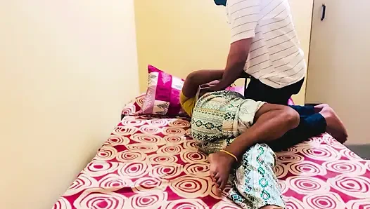 Mantan pacar India ngentot setiap hari