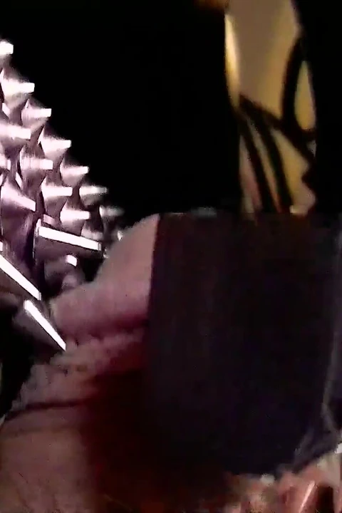 FootJobVirgin - 哥特幻想莉莉丝疯子第一次足交！