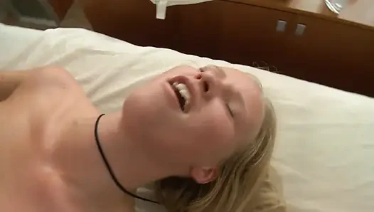 Juicy Blonde Nympho Hailey Was Recomended to Visit Special Massage Parlor