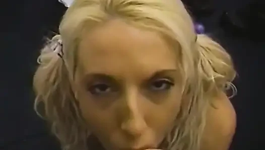 Fiona Cheeks Does Dirty Dick Sucking