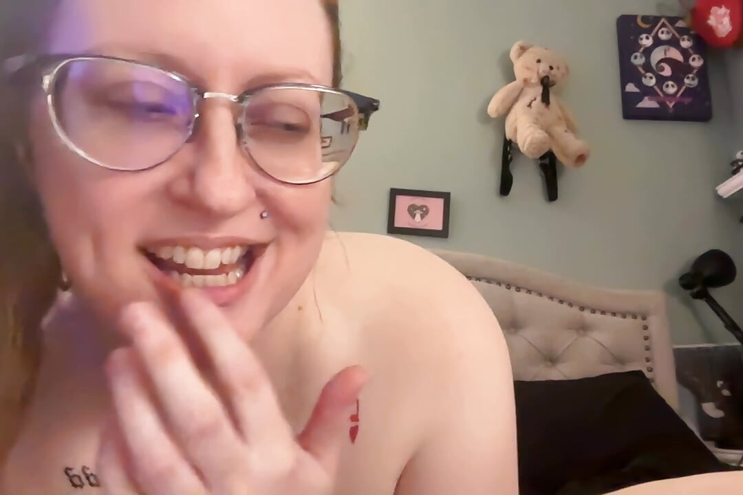 I try an anal plug for the first time