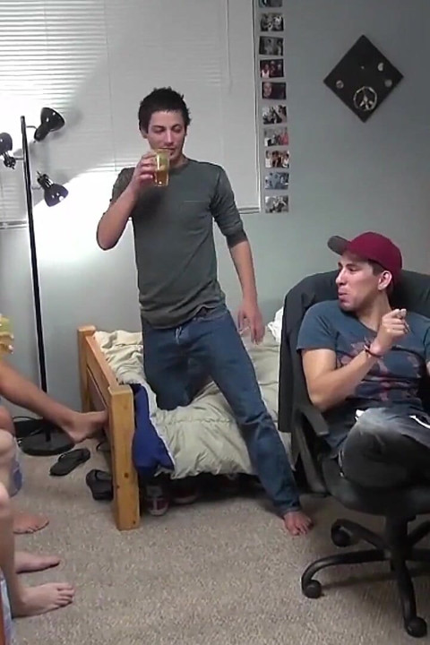 Reality Dudes - Shane, Luke Adams and the Other Guys Turns Hanging Out in a Dorm Into a Full on Gay Orgy Session