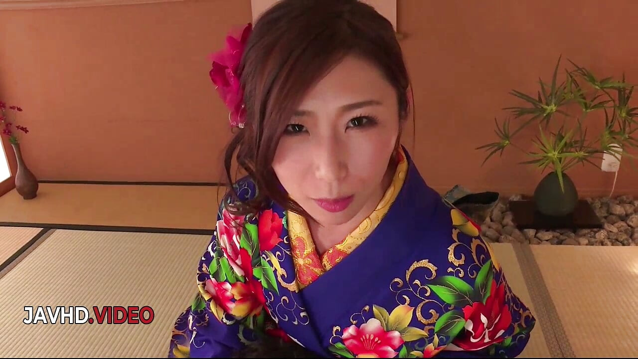 Ayumi Shinoda Kimono Blowjob Live Cam Show