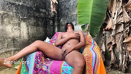 Горячий африканский трах на улице в горячую погоду