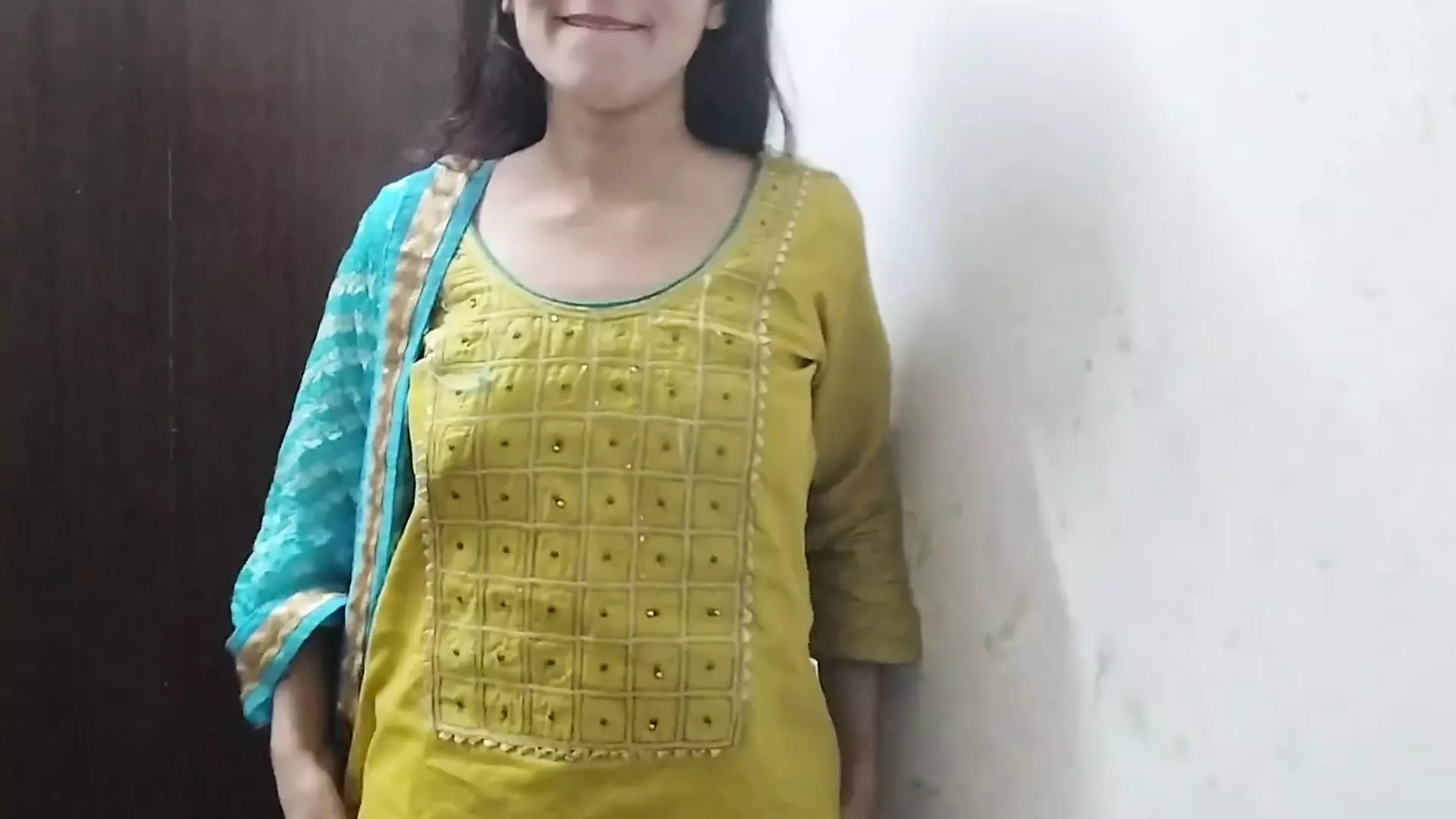 Muslim big step sister boyfriend ko bulakar chudi