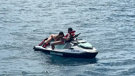 Squirting Hard On a Jet Ski - Luiza Marcato & Jesus Reyes
