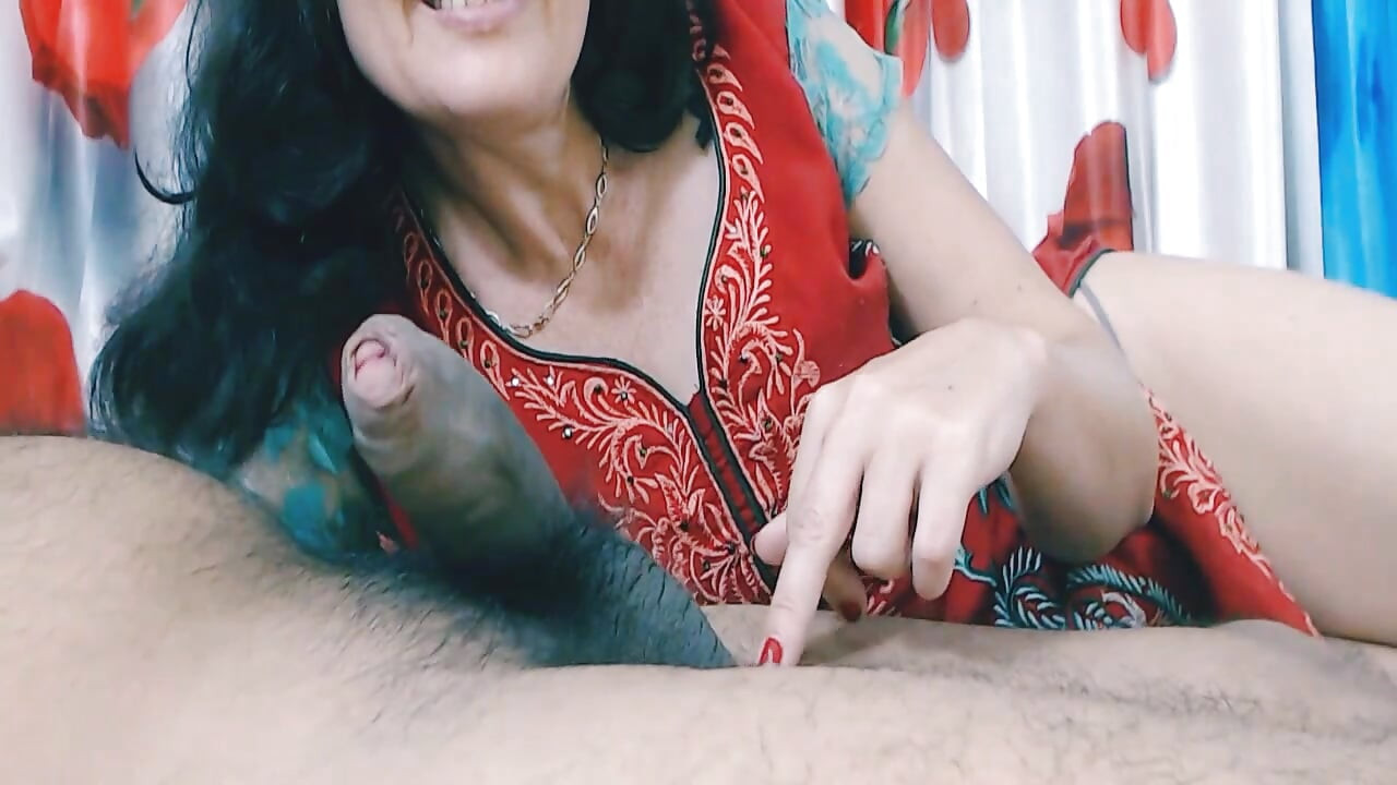 Une belle beauté aux yeux bleus