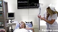 Сексуальная медсестра Alanah Rae трахается с докторами и горячей пациенткой