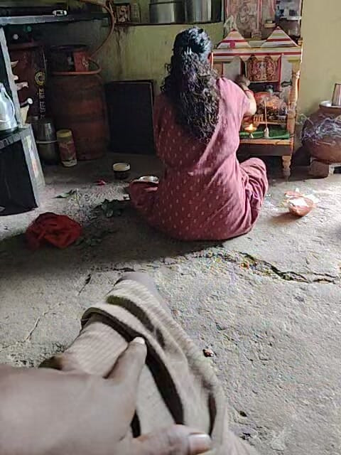 I need gril and women Aunty please