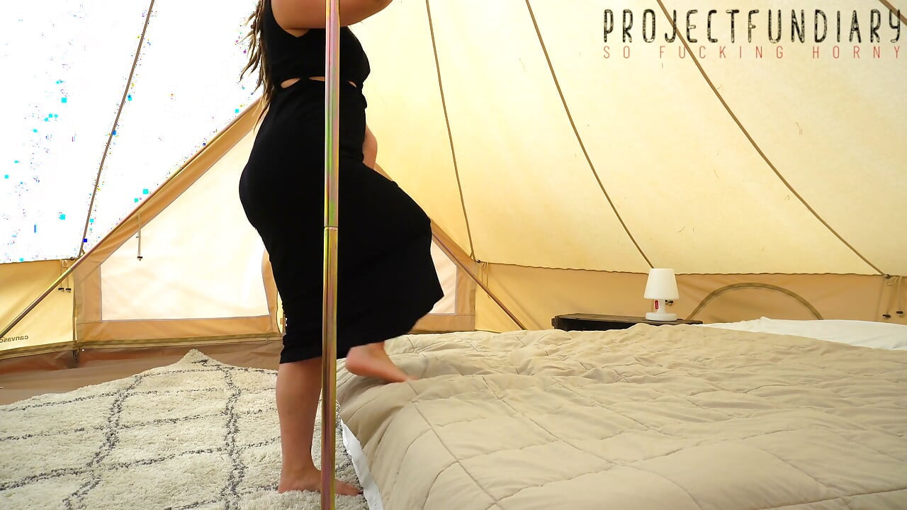 Exotic dread head girl festival tent sex