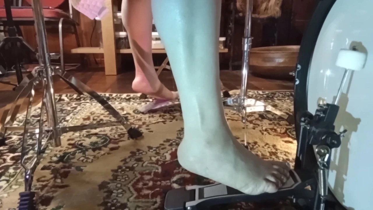 Practice Pedal Pumping Drums Set