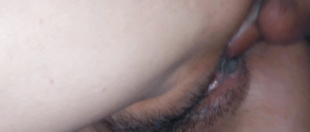 Большая задница из спортзала принимает приглашение трахаться у меня дома, пока я не выпью всё молоко