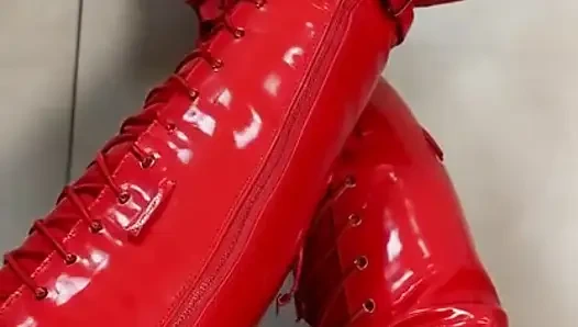 kissica video