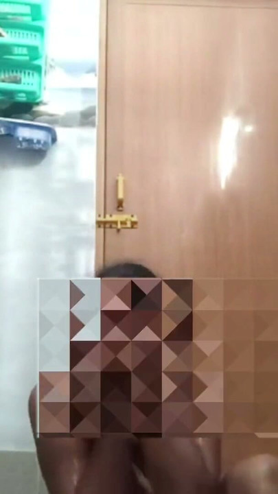 Hot bhabhi bathing | Clip 1