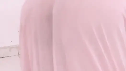 Beni öp ve dudaklarımı hisset, sadece senin için ıslak