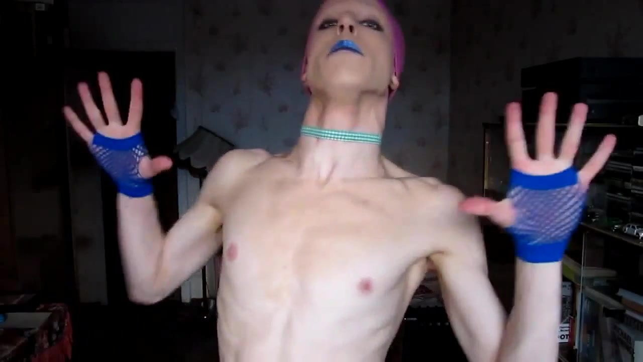 TWINK IS ALWAYS HUNGRY FOR RAW COCK