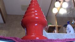 Enorme anal - pirâmide vermelha americana
