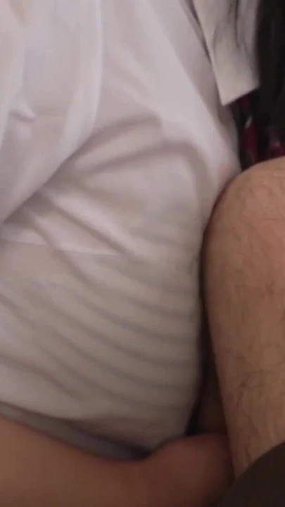 来自“一个丰满的女学生在我的自行车上撞到我，并在性爱中给了我全力支持”的史诗时刻！