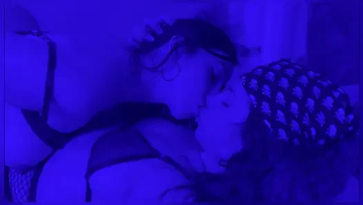 Fetish Lesbian Strangers Very Hot, with a Very Ass
