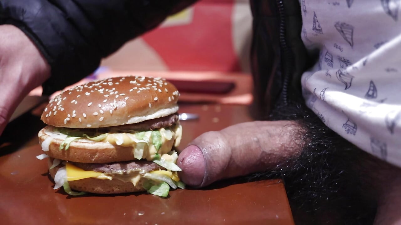 fucking and wrecking a burger