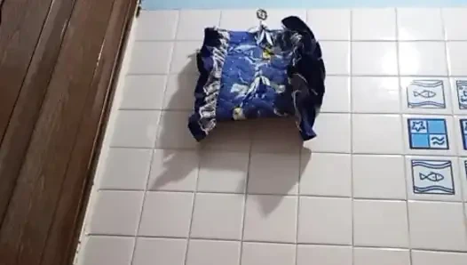 Latina milf show you her big ass and boobs