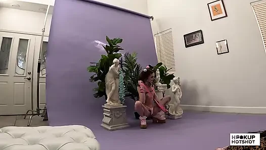 BTS - Tattooed Alt Babe Shrooms Q Teases In Sexy New Looks!