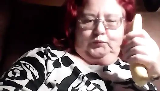 Live cam banana eating nurse Vicki